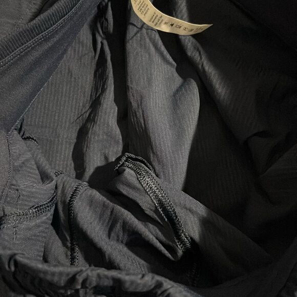 Lululemon Beyond the Studio Crop - Picture 5 of 10